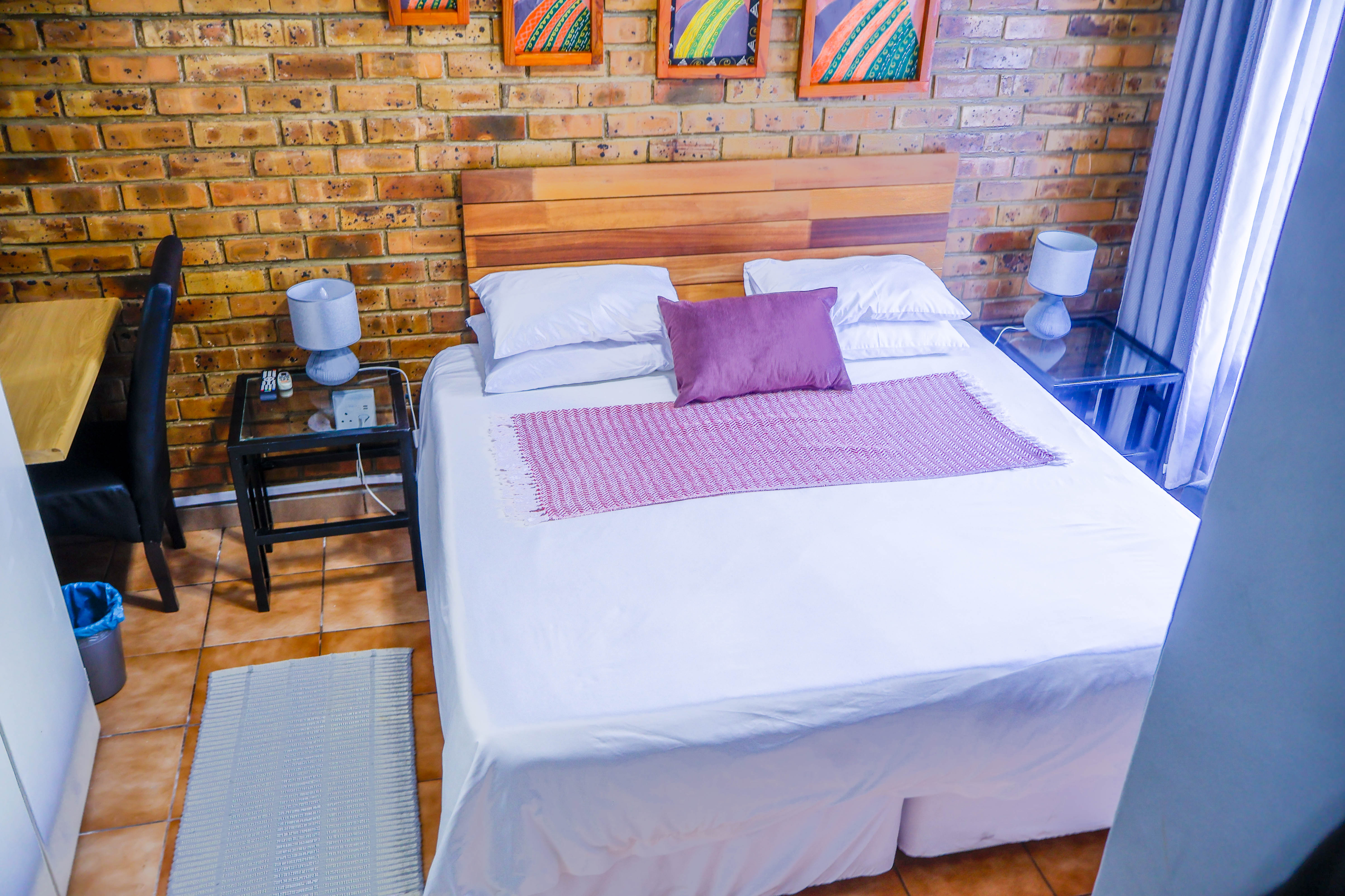Government Rate Special at Boga Legaba: Queens room at Boga Legaba Chababa